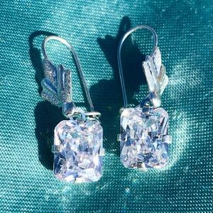 NEW 925 Sterling Silver Clear Cubic Zirconia Gem Earrings